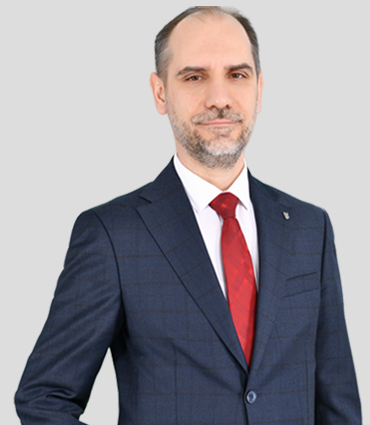 Suat Tüccar